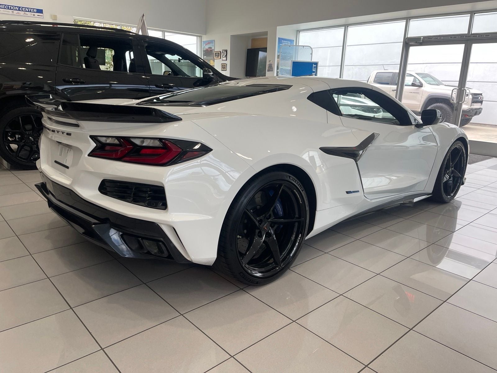 2026 Chevrolet Corvette E-Ray 2LZ