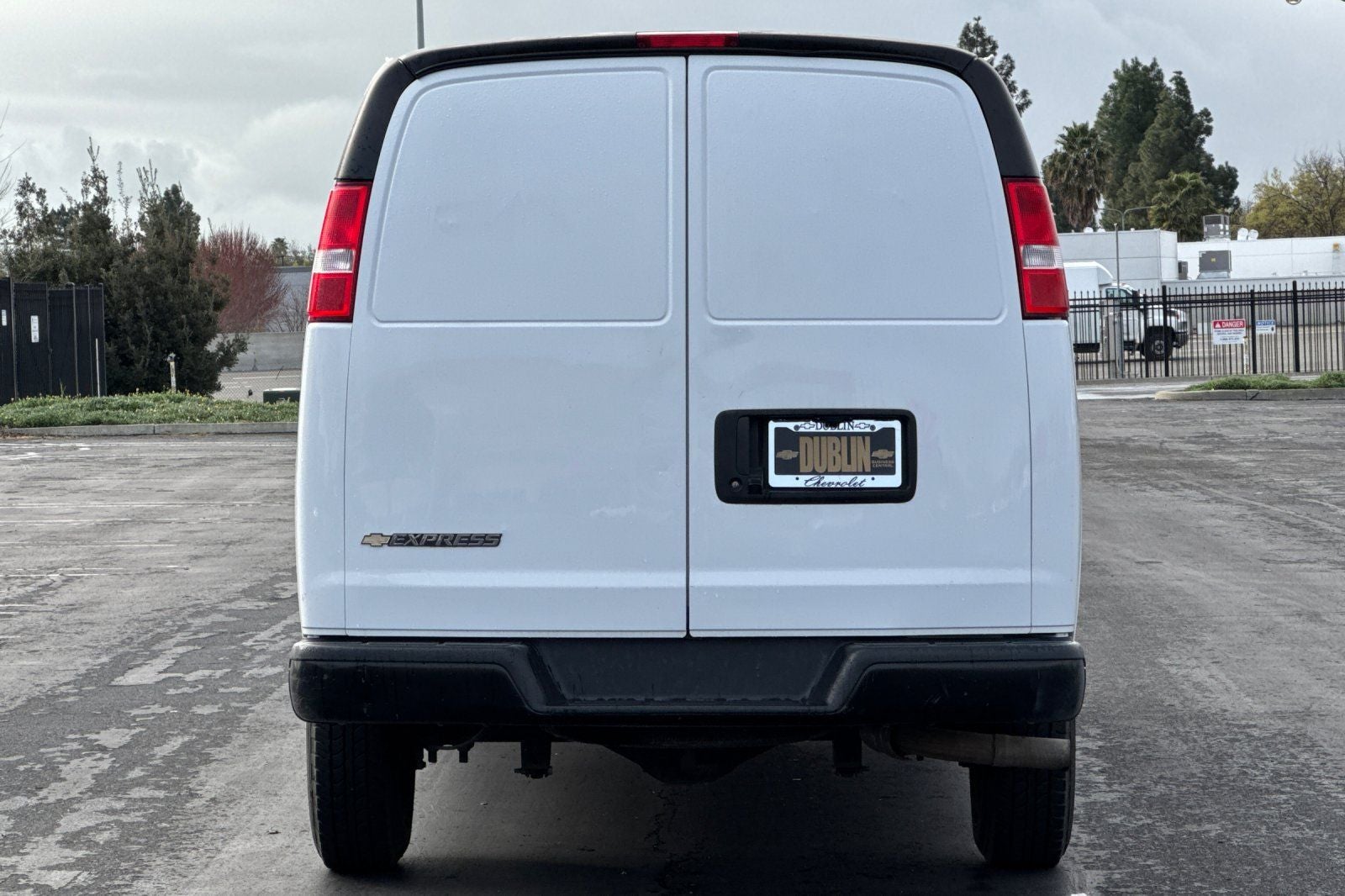 2023 Chevrolet Express 2500 Work Van Cargo