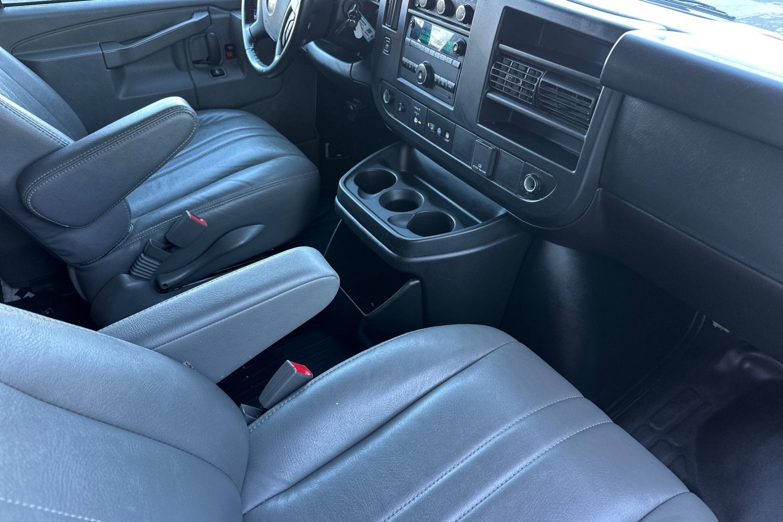 2023 Chevrolet Express 2500 Work Van Cargo