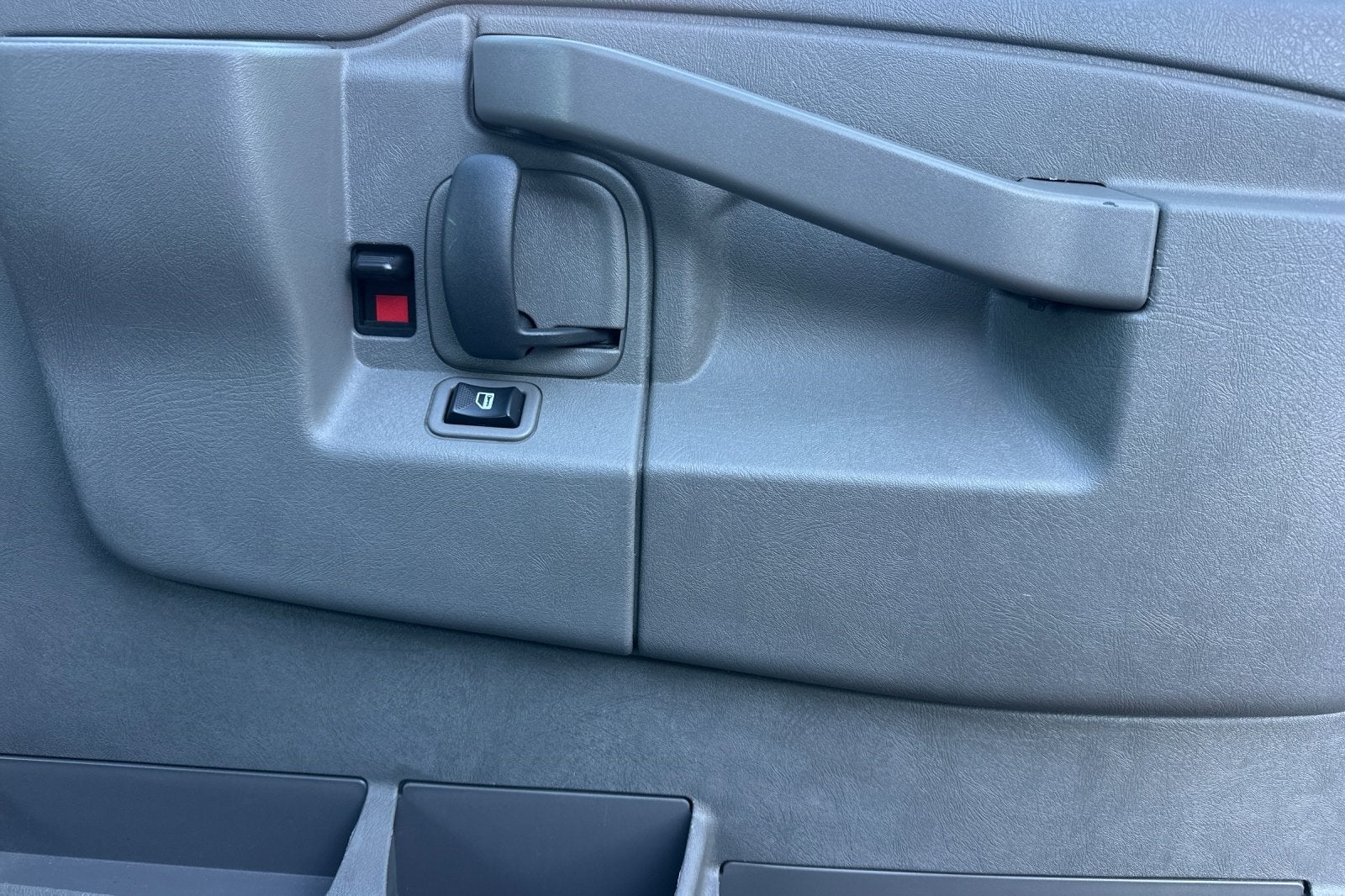 2023 Chevrolet Express 2500 Work Van Cargo