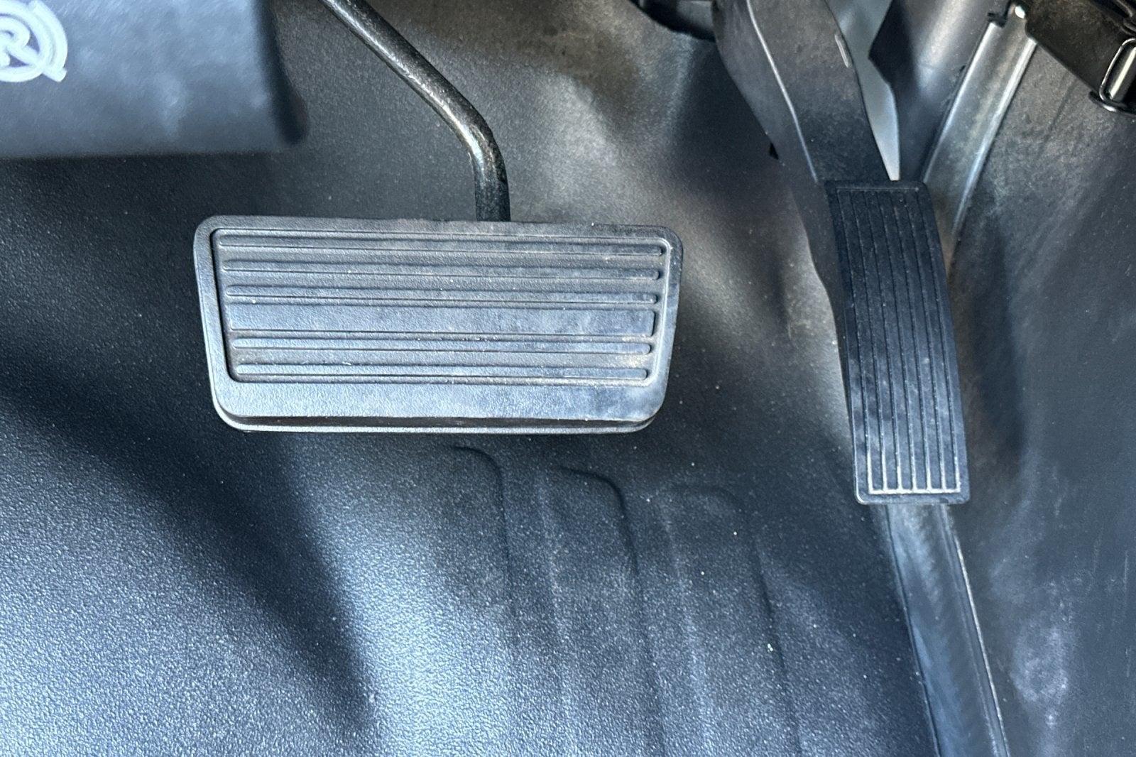 2023 Chevrolet Express 2500 Work Van Cargo