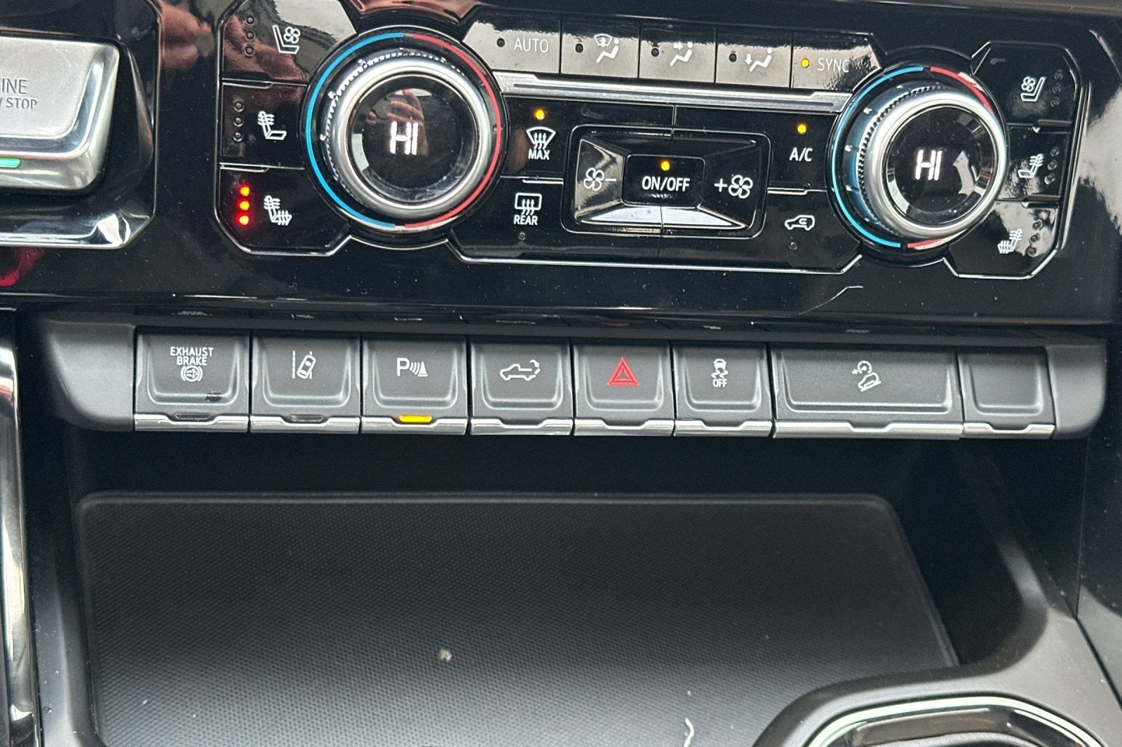 2024 GMC Sierra 3500HD AT4