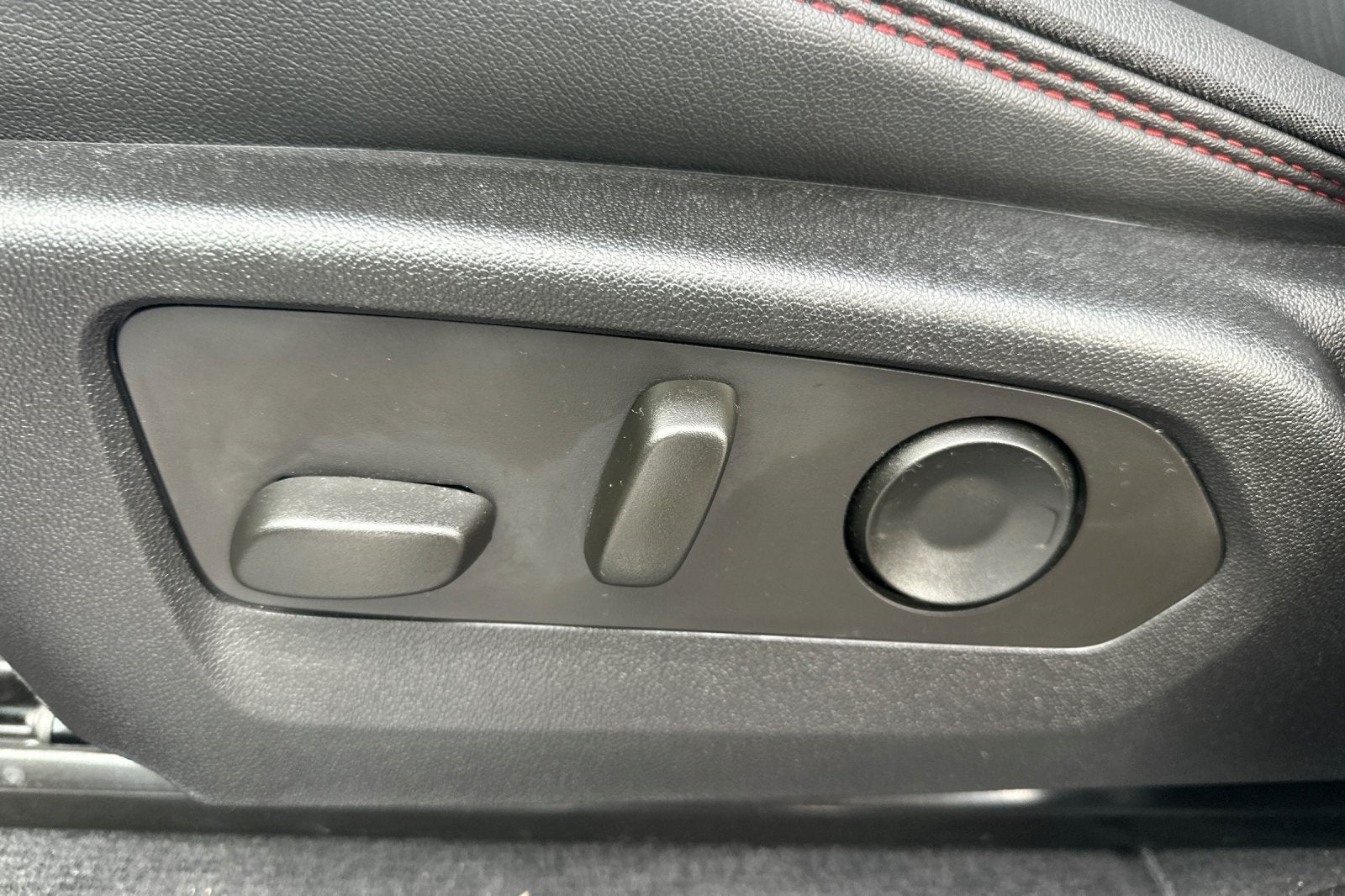 2023 GMC Canyon AT4X