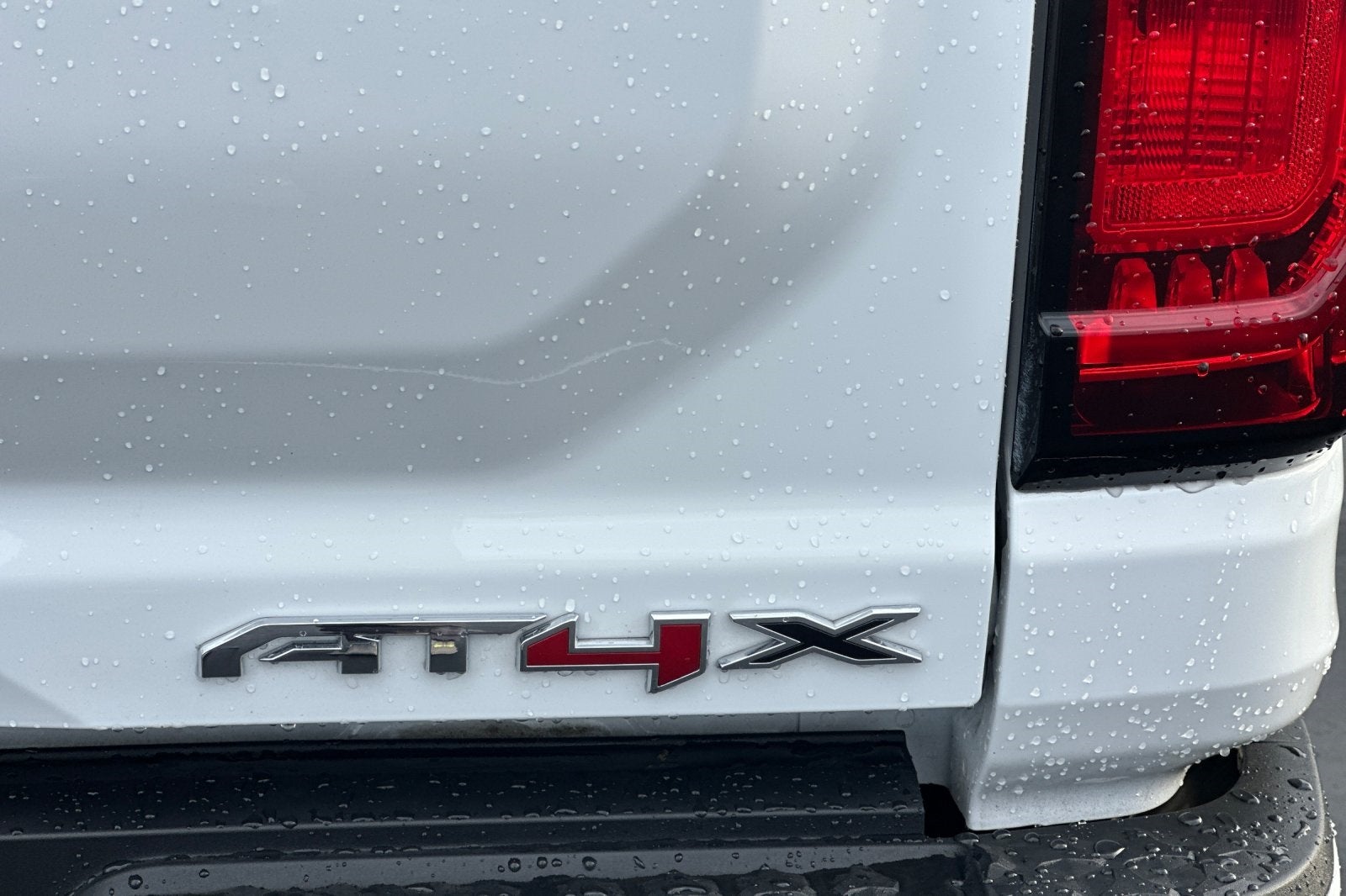 2023 GMC Canyon AT4X