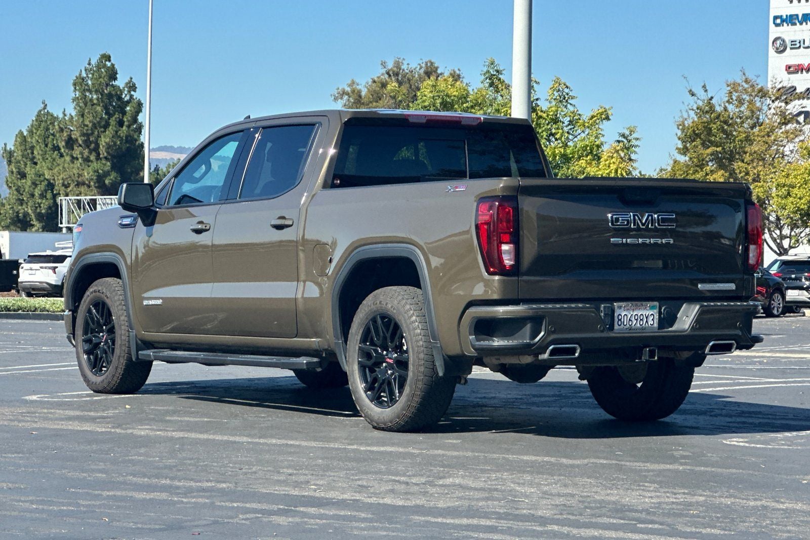 2024 GMC Sierra 1500 Elevation