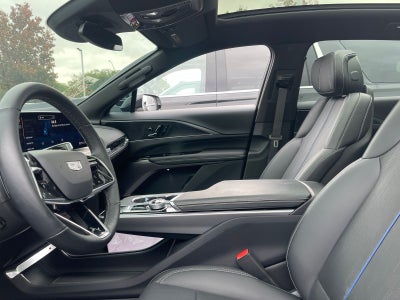 2025 Cadillac LYRIQ Luxury