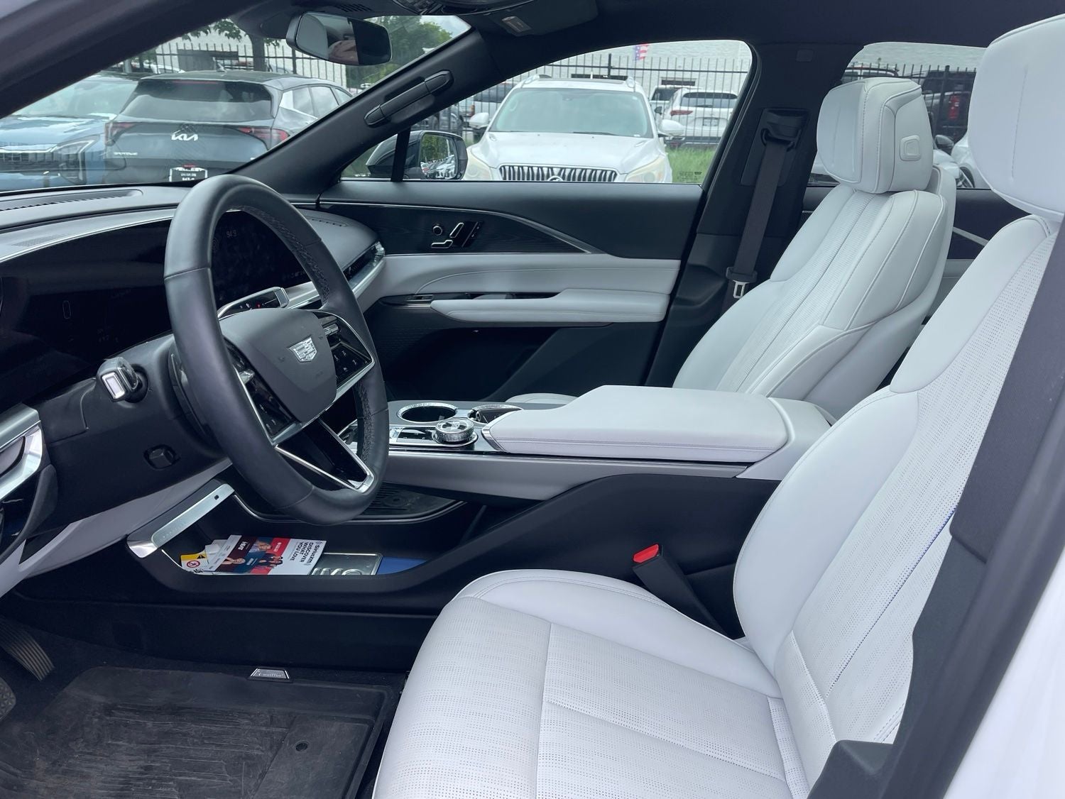2024 Cadillac LYRIQ Sport