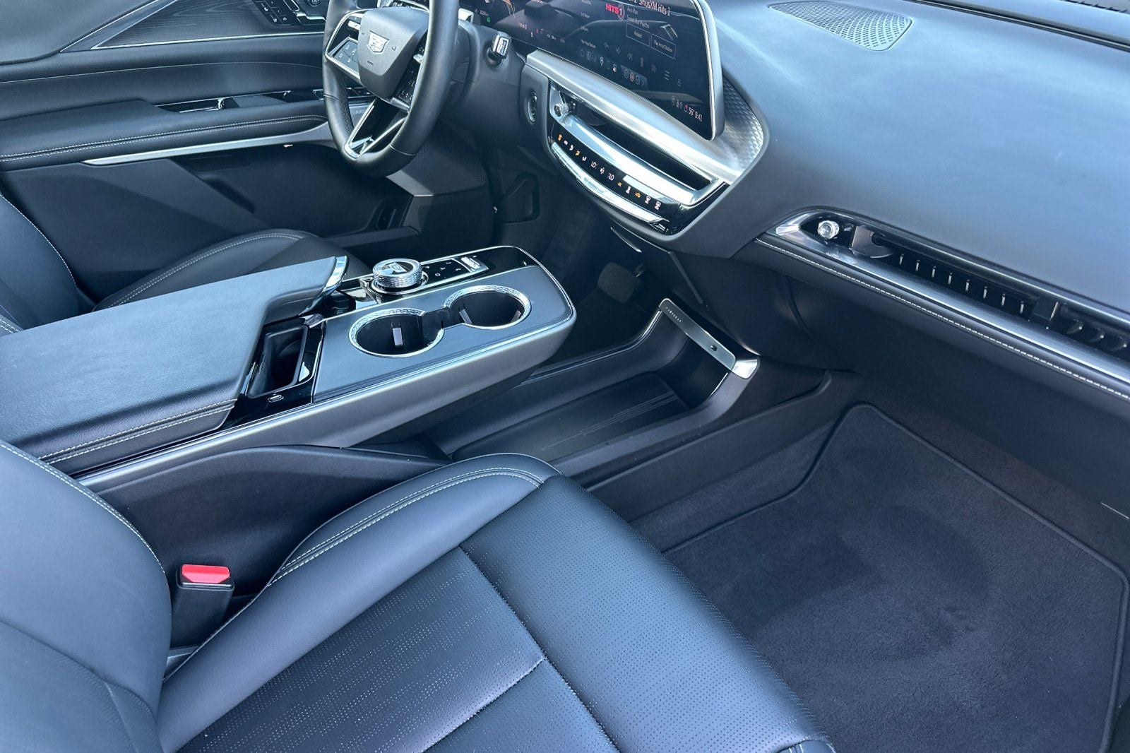 2024 Cadillac LYRIQ Sport