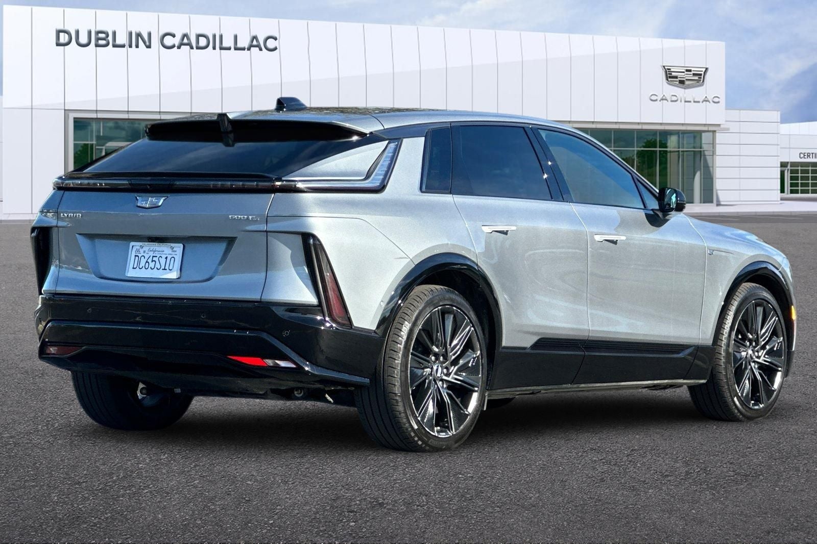 2024 Cadillac LYRIQ Sport