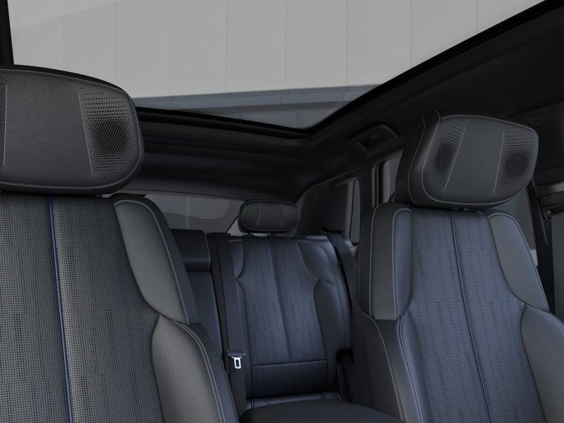 2025 Cadillac LYRIQ Sport