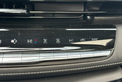 2024 Cadillac Escalade Sport