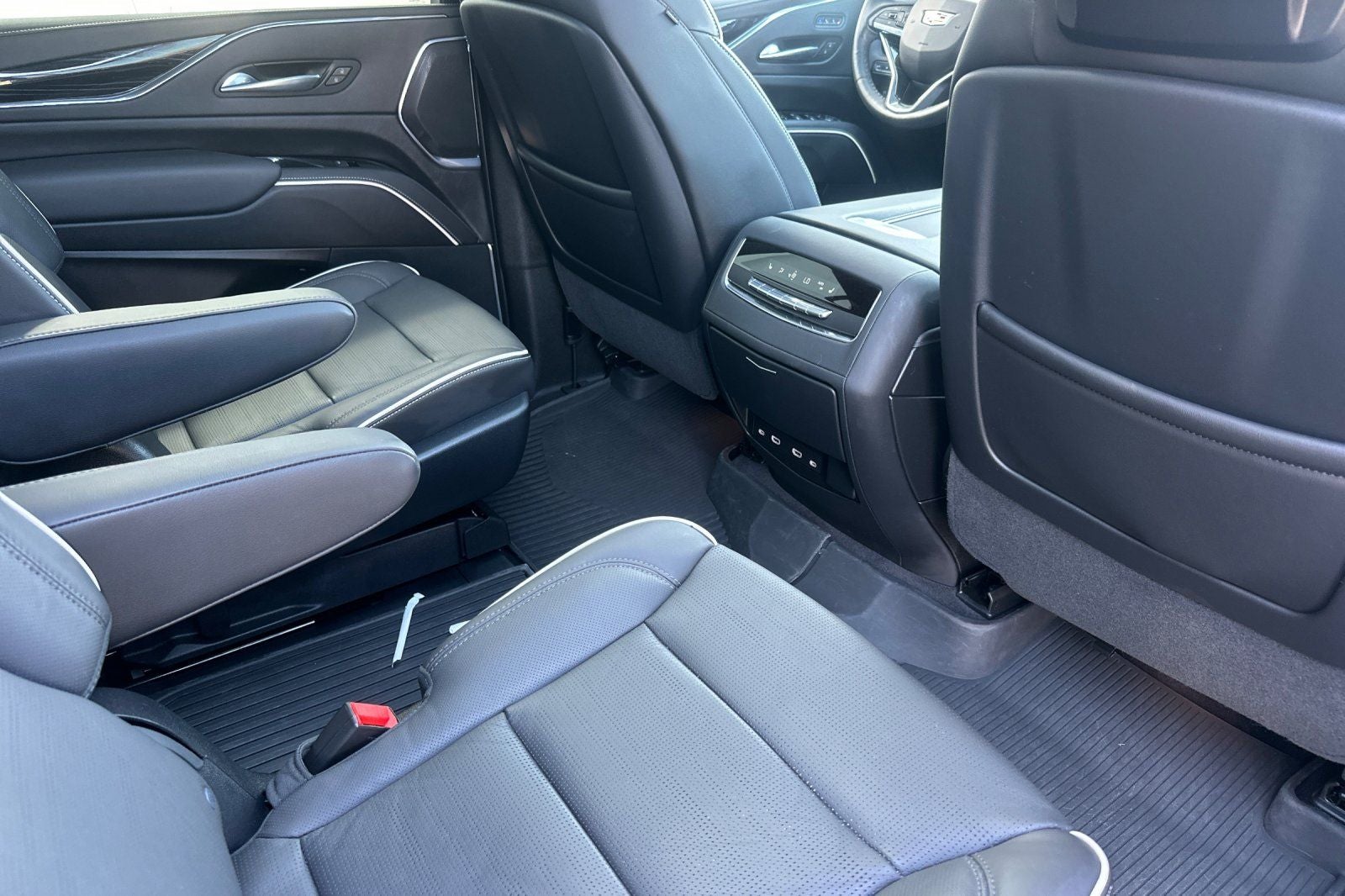 2023 Cadillac Escalade ESV Sport