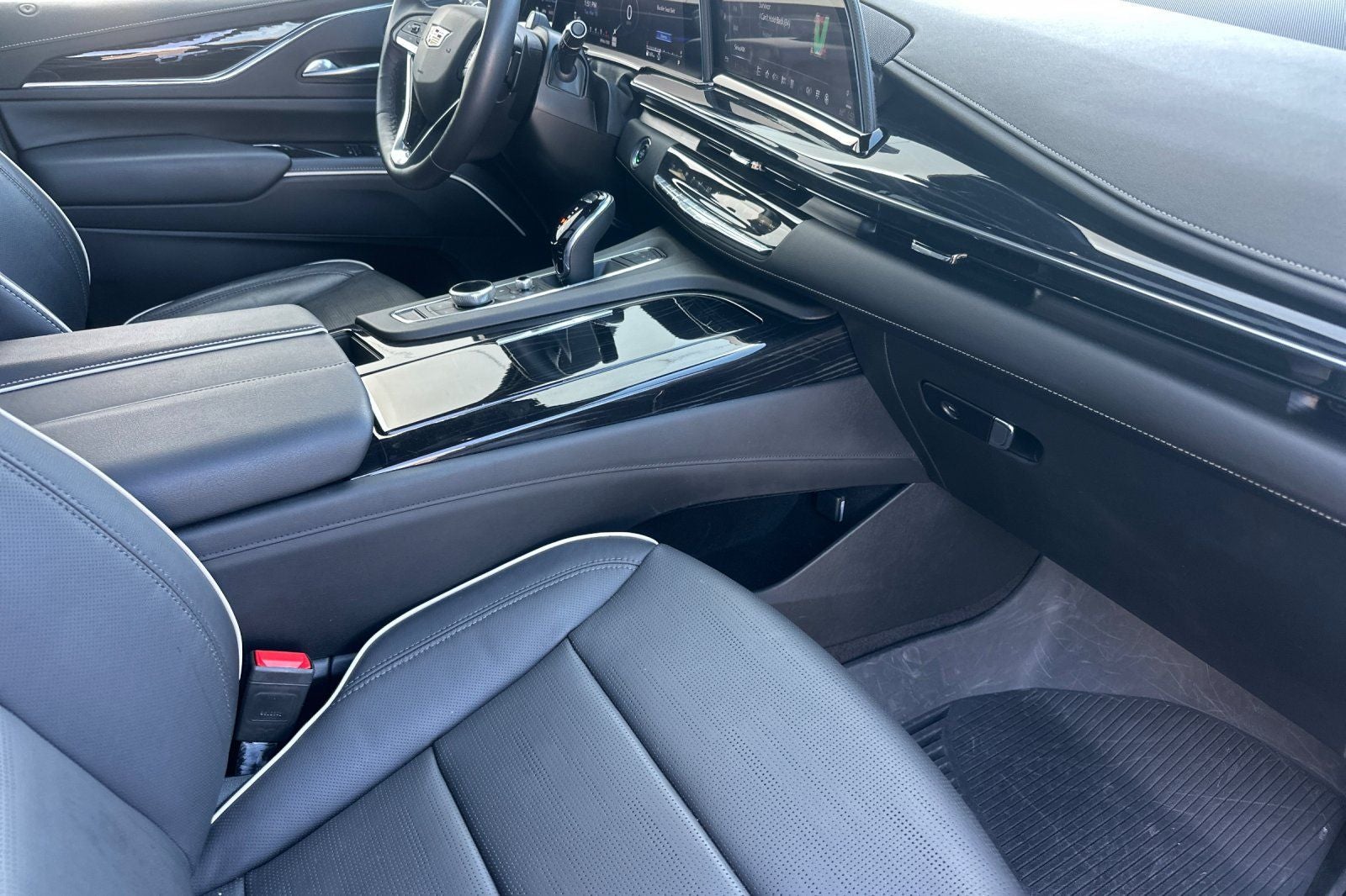 2023 Cadillac Escalade ESV Sport