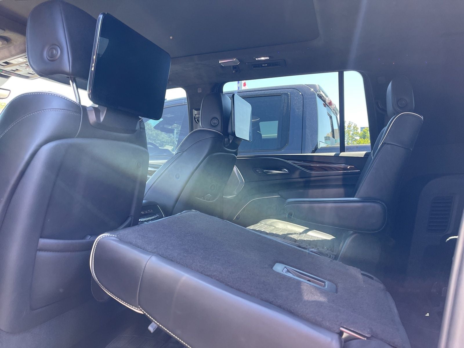 2021 Cadillac Escalade ESV Sport Platinum