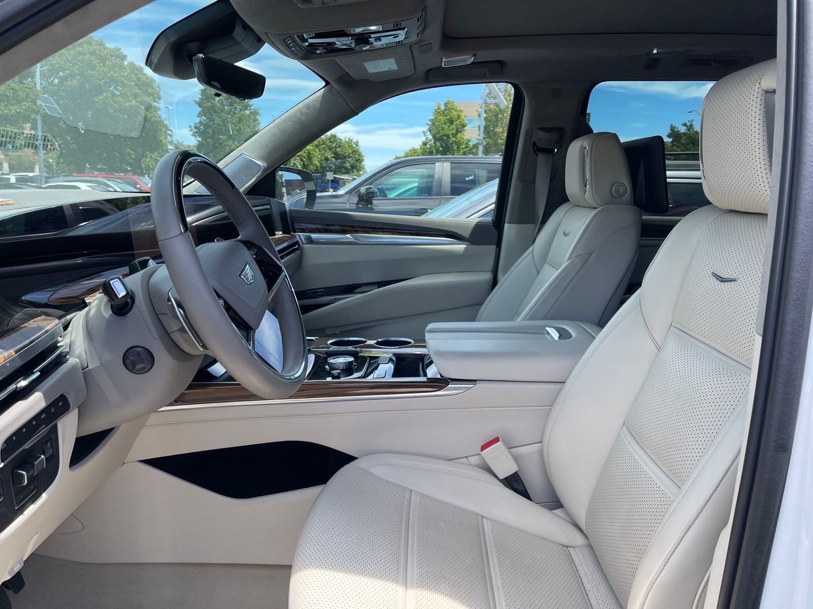 2025 Cadillac Escalade ESV Premium Luxury Platinum