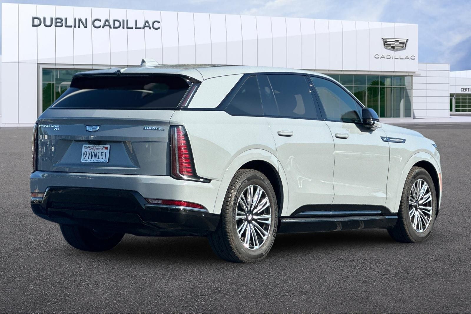 2026 Cadillac ESCALADE IQ Sport