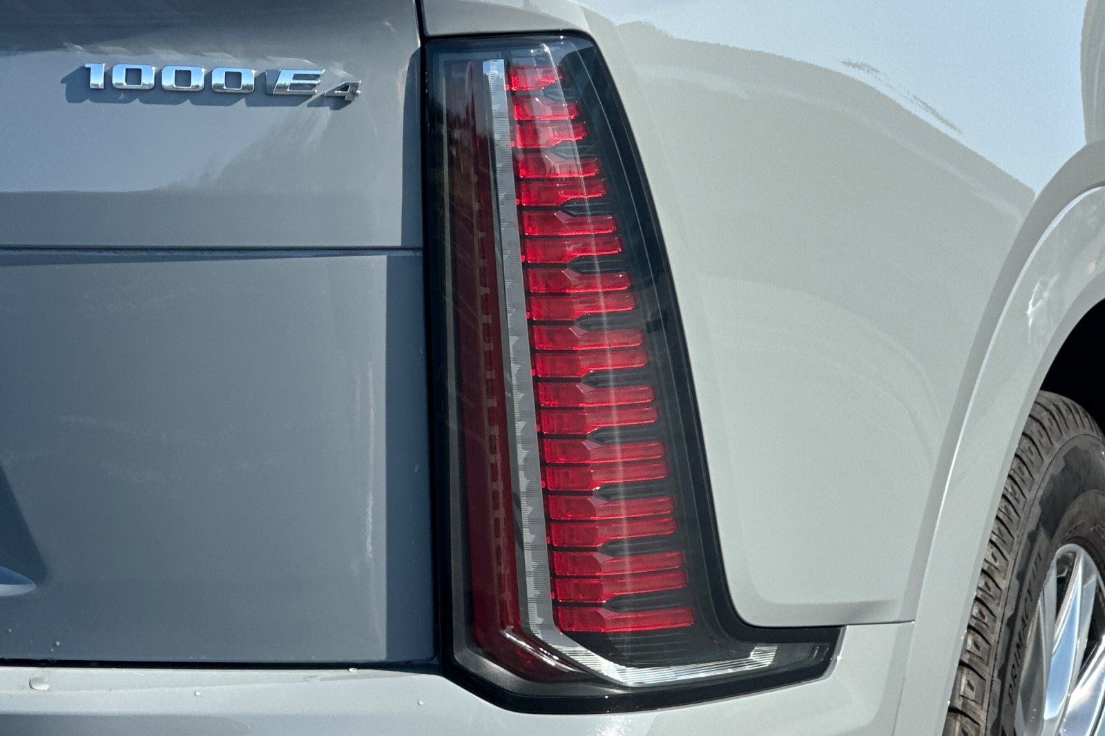 2026 Cadillac ESCALADE IQ Sport