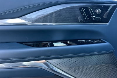 2025 Cadillac ESCALADE IQ Sport 2
