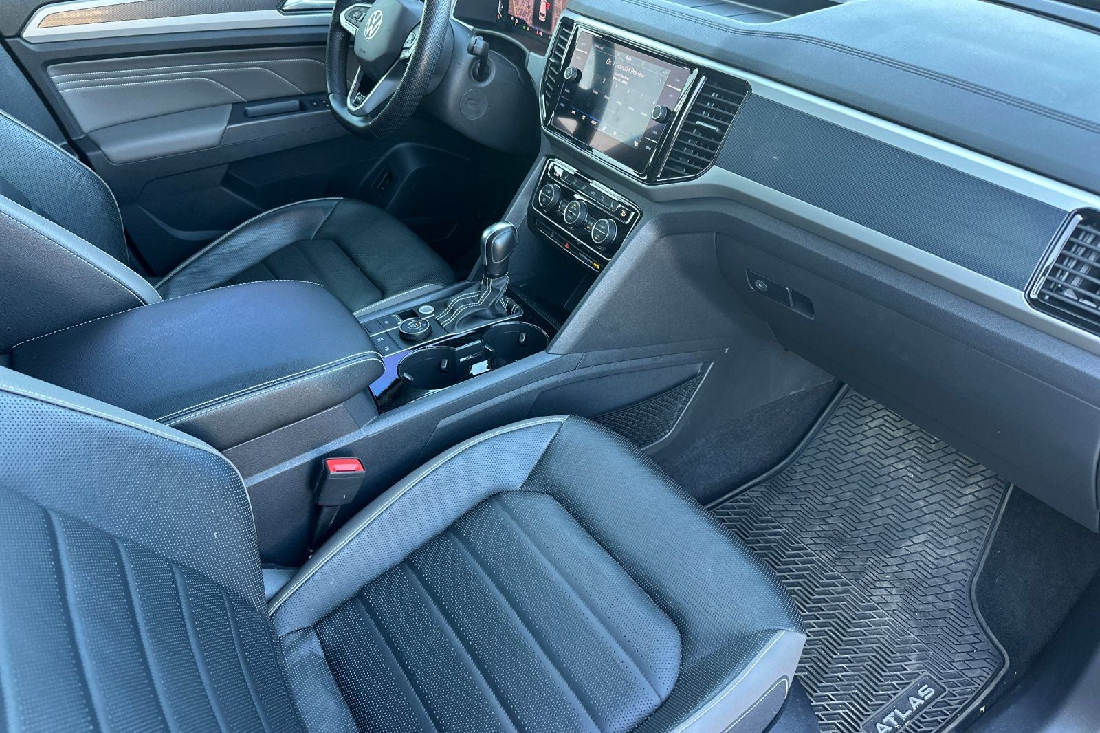 2021 Volkswagen Atlas Cross Sport 3.6L V6 SEL Premium R-Line