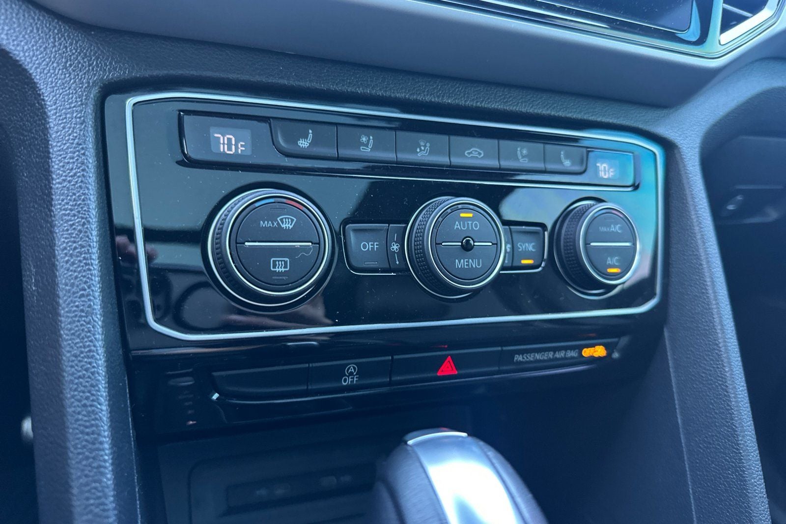 2021 Volkswagen Atlas Cross Sport 3.6L V6 SEL Premium R-Line