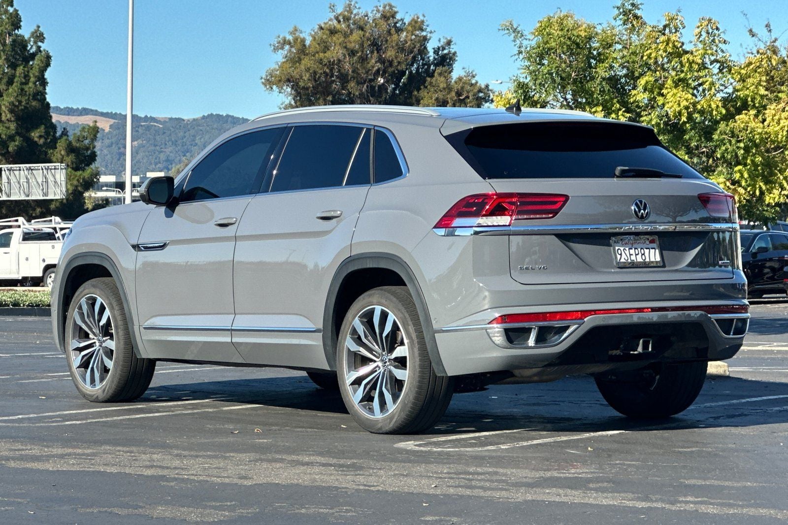 2021 Volkswagen Atlas Cross Sport 3.6L V6 SEL Premium R-Line