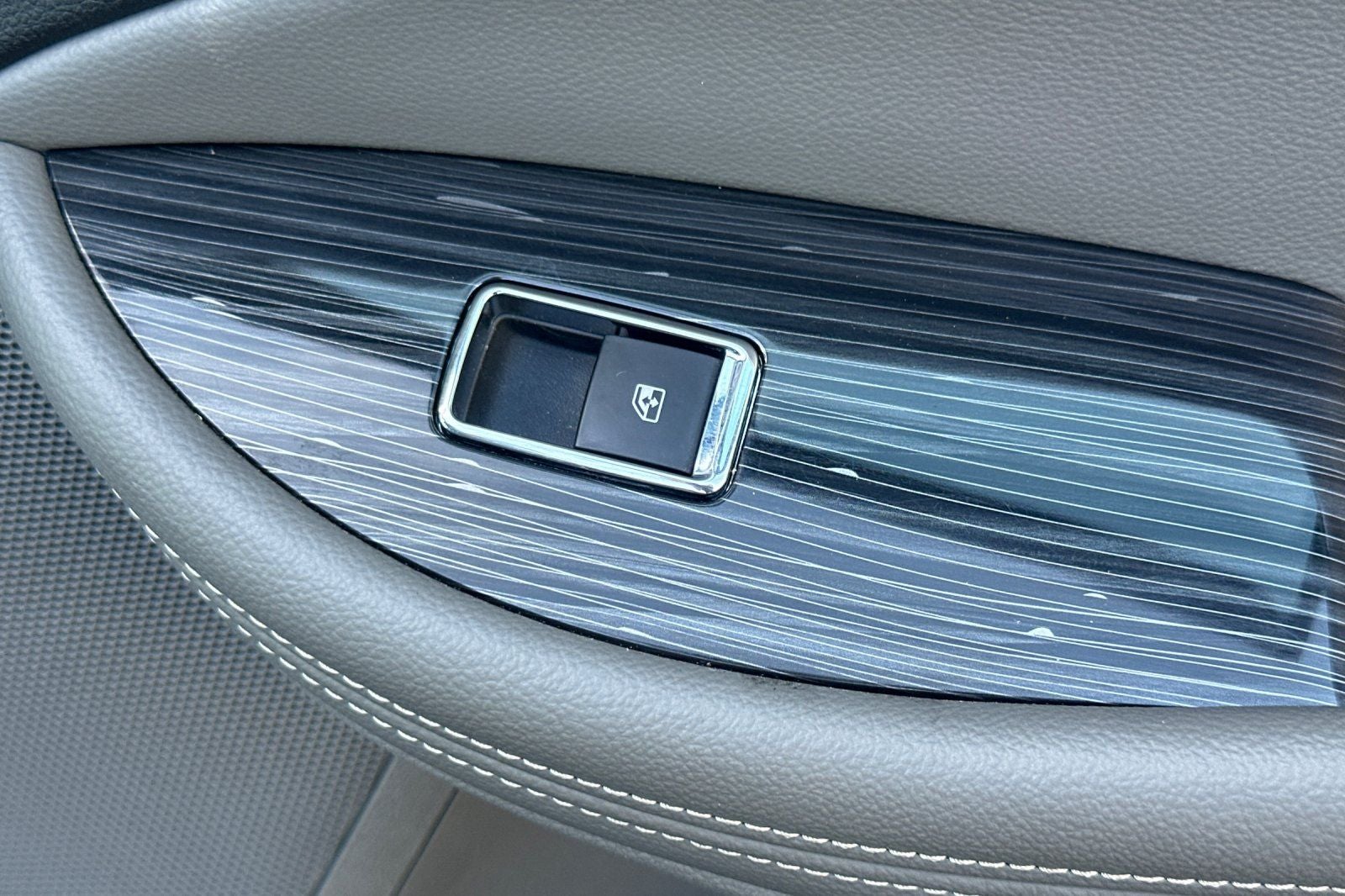 2017 Chevrolet Impala LT 1LT