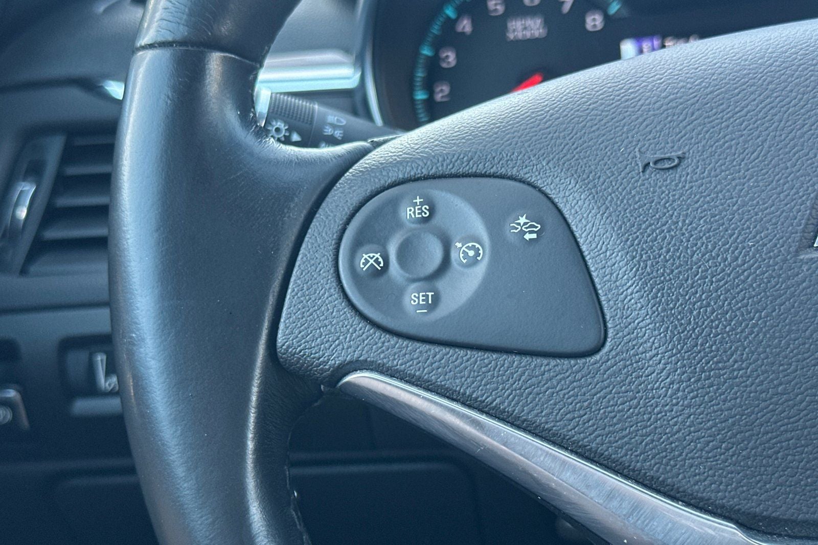 2017 Chevrolet Impala LT 1LT