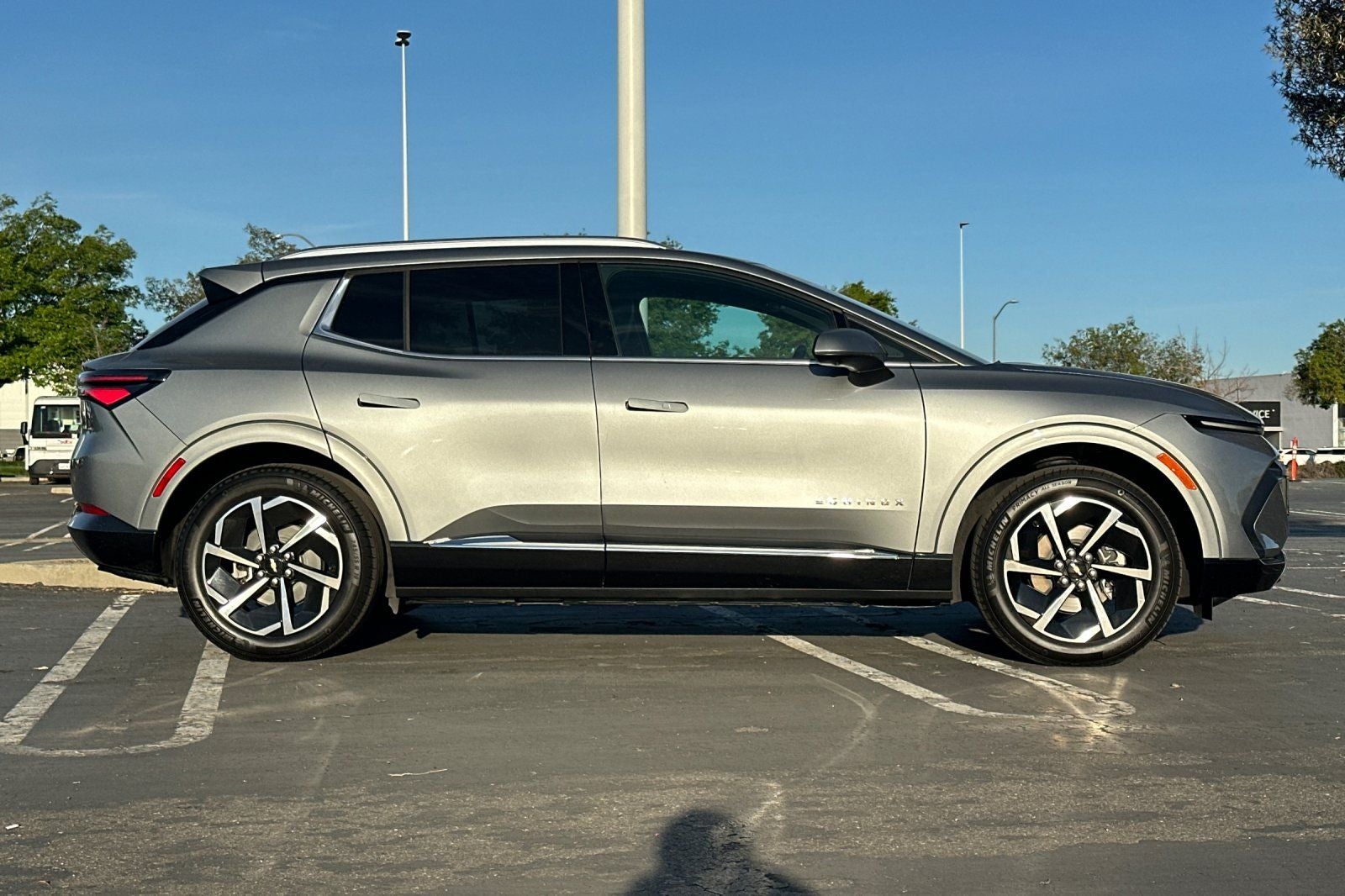 2025 Chevrolet Equinox EV LT