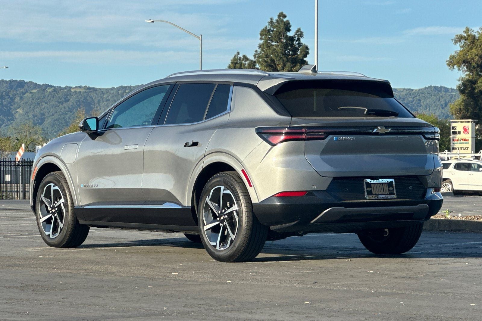 2025 Chevrolet Equinox EV LT