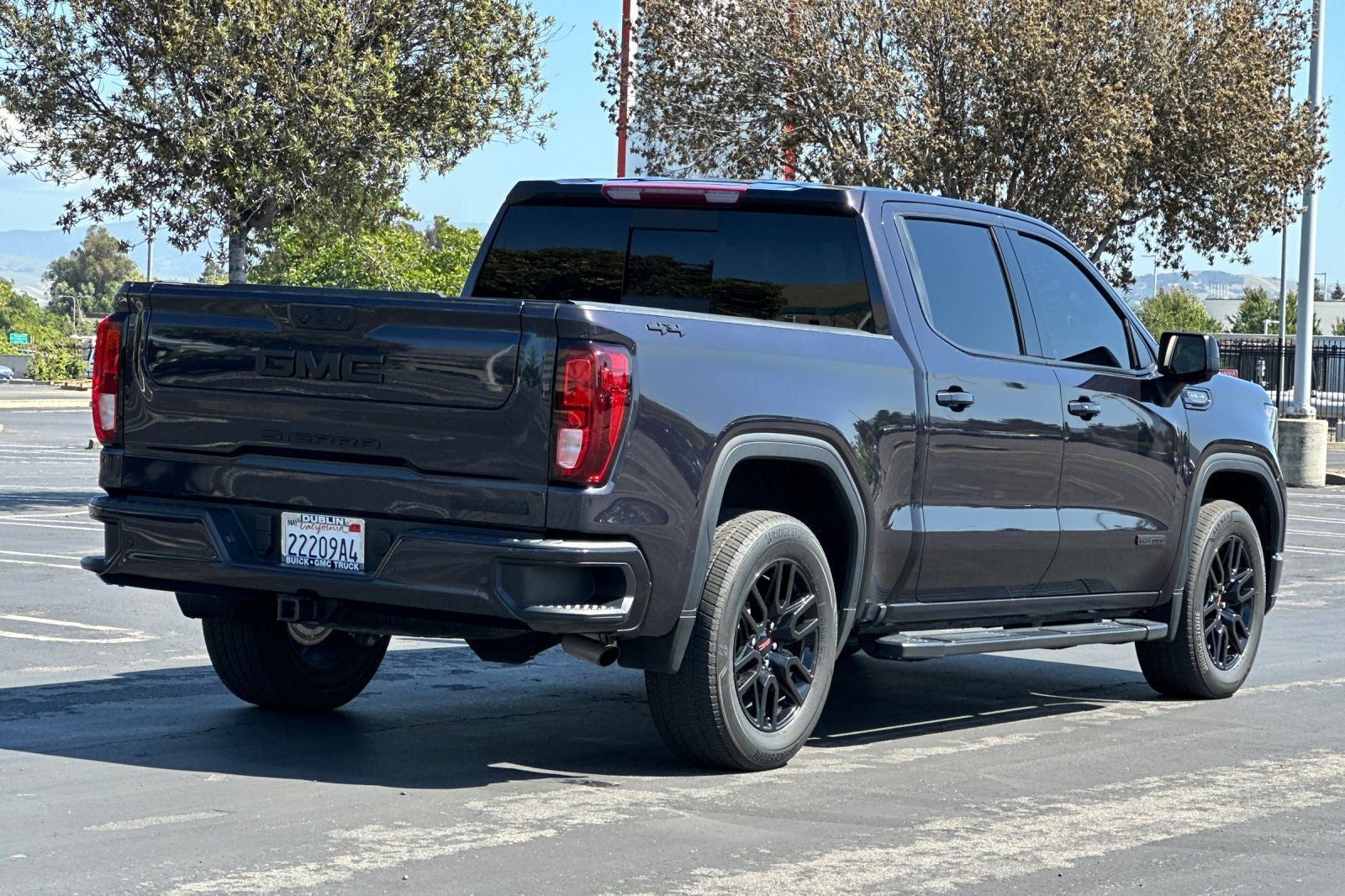 2024 GMC Sierra 1500 Elevation