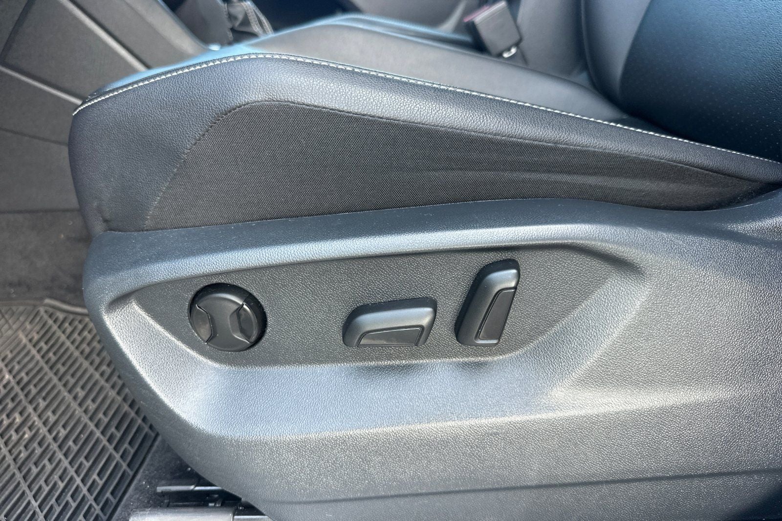2021 Volkswagen Tiguan 2.0T SE R-Line Black
