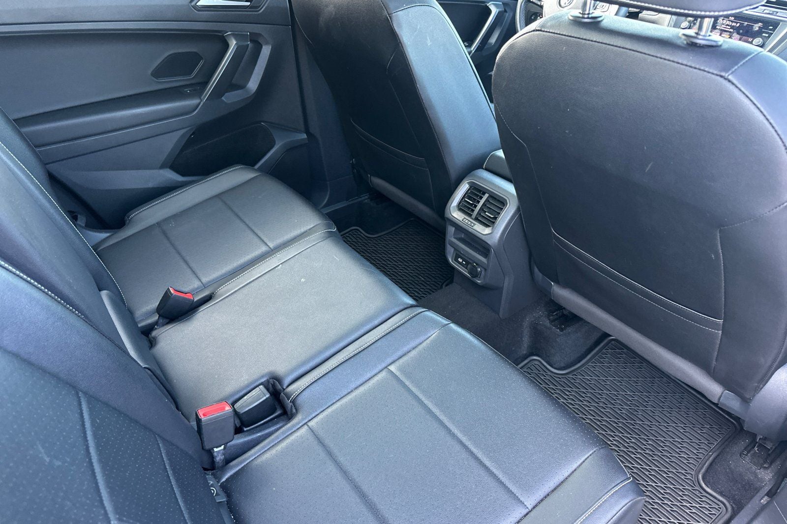 2021 Volkswagen Tiguan 2.0T SE R-Line Black