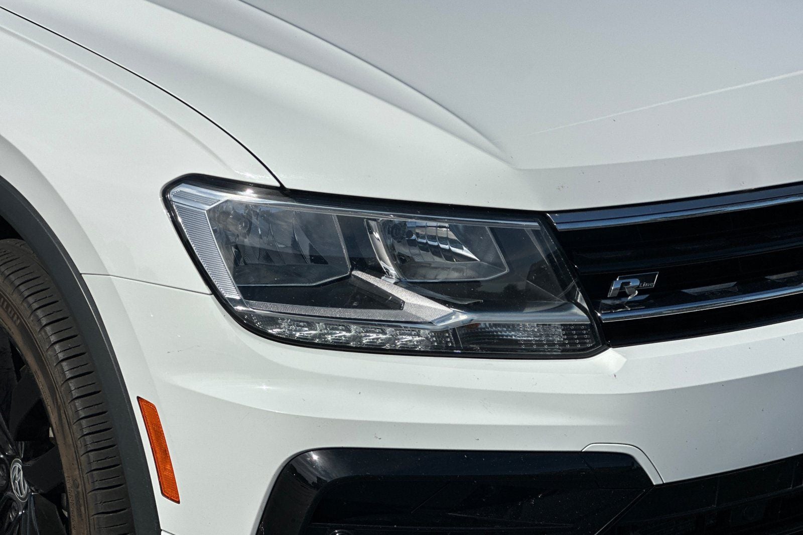 2021 Volkswagen Tiguan 2.0T SE R-Line Black