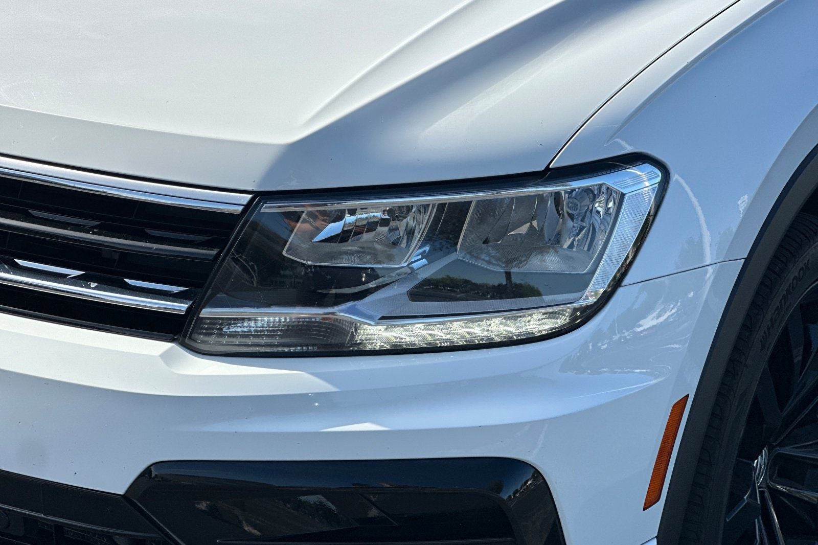 2021 Volkswagen Tiguan 2.0T SE R-Line Black