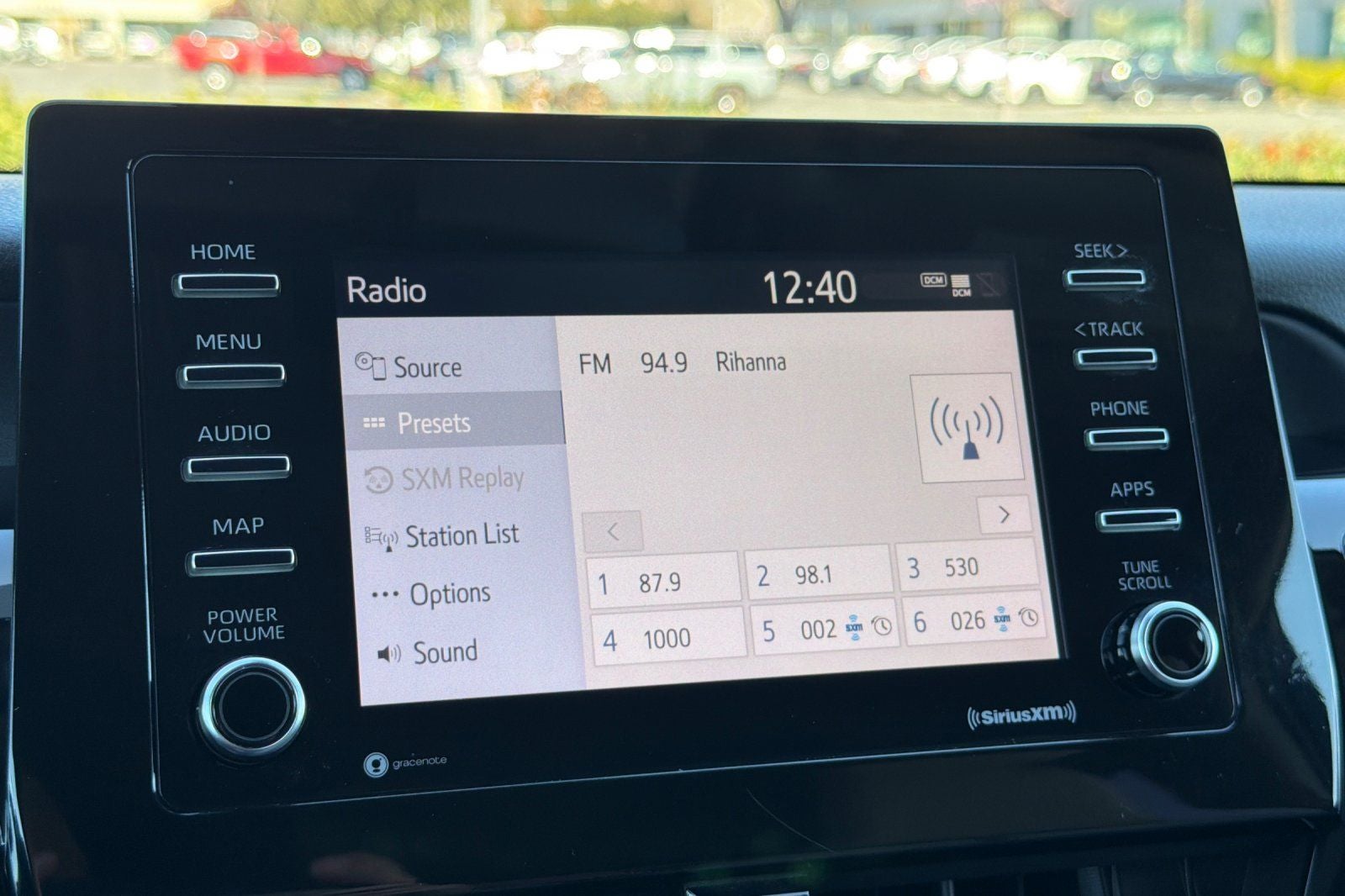 2021 Toyota Camry Hybrid SE