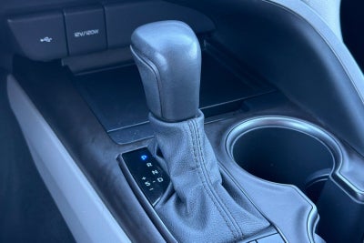 2021 Toyota Camry Hybrid SE