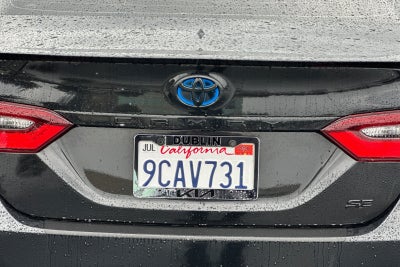 2022 Toyota Camry Hybrid SE