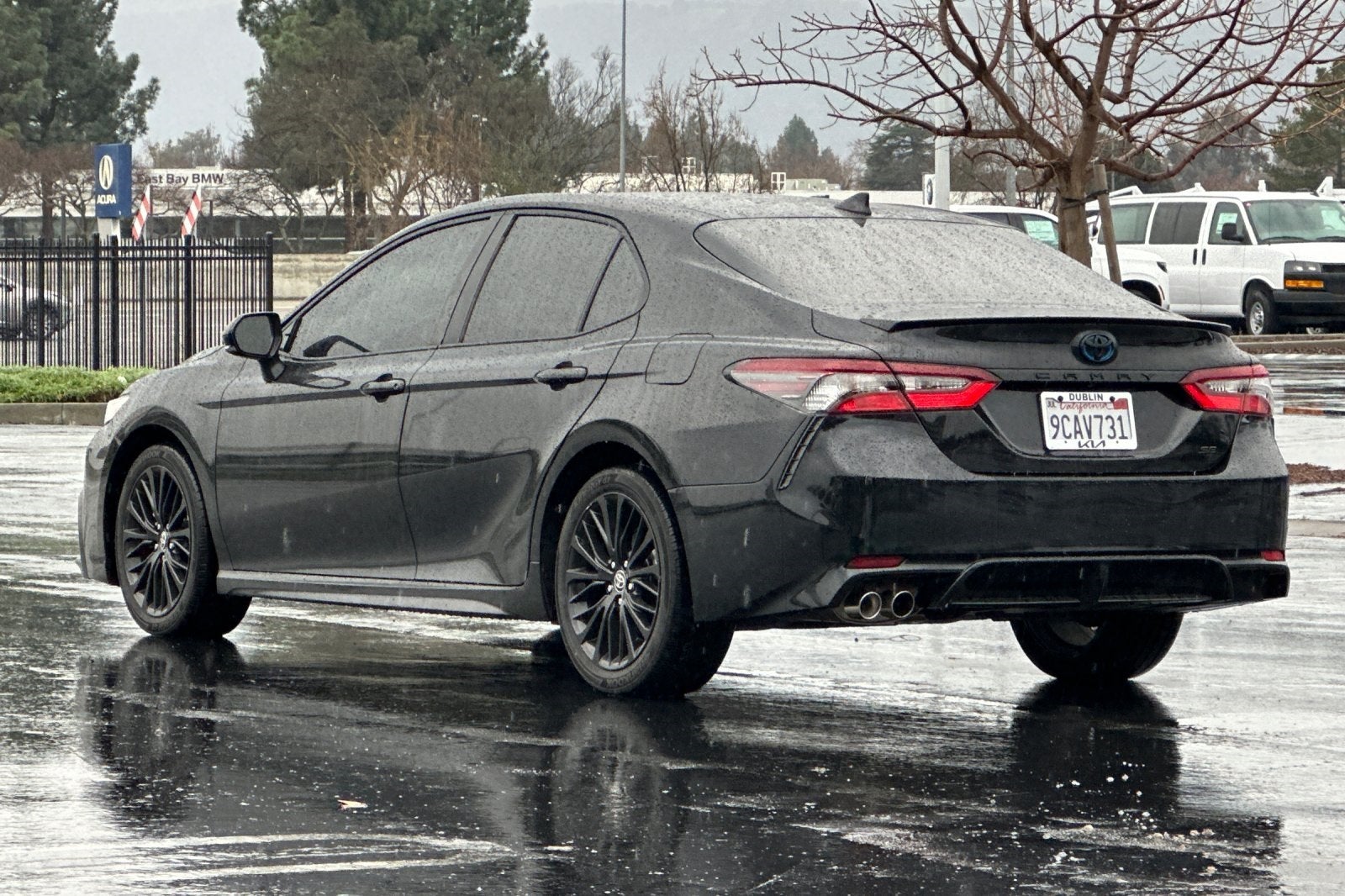 2022 Toyota Camry Hybrid SE