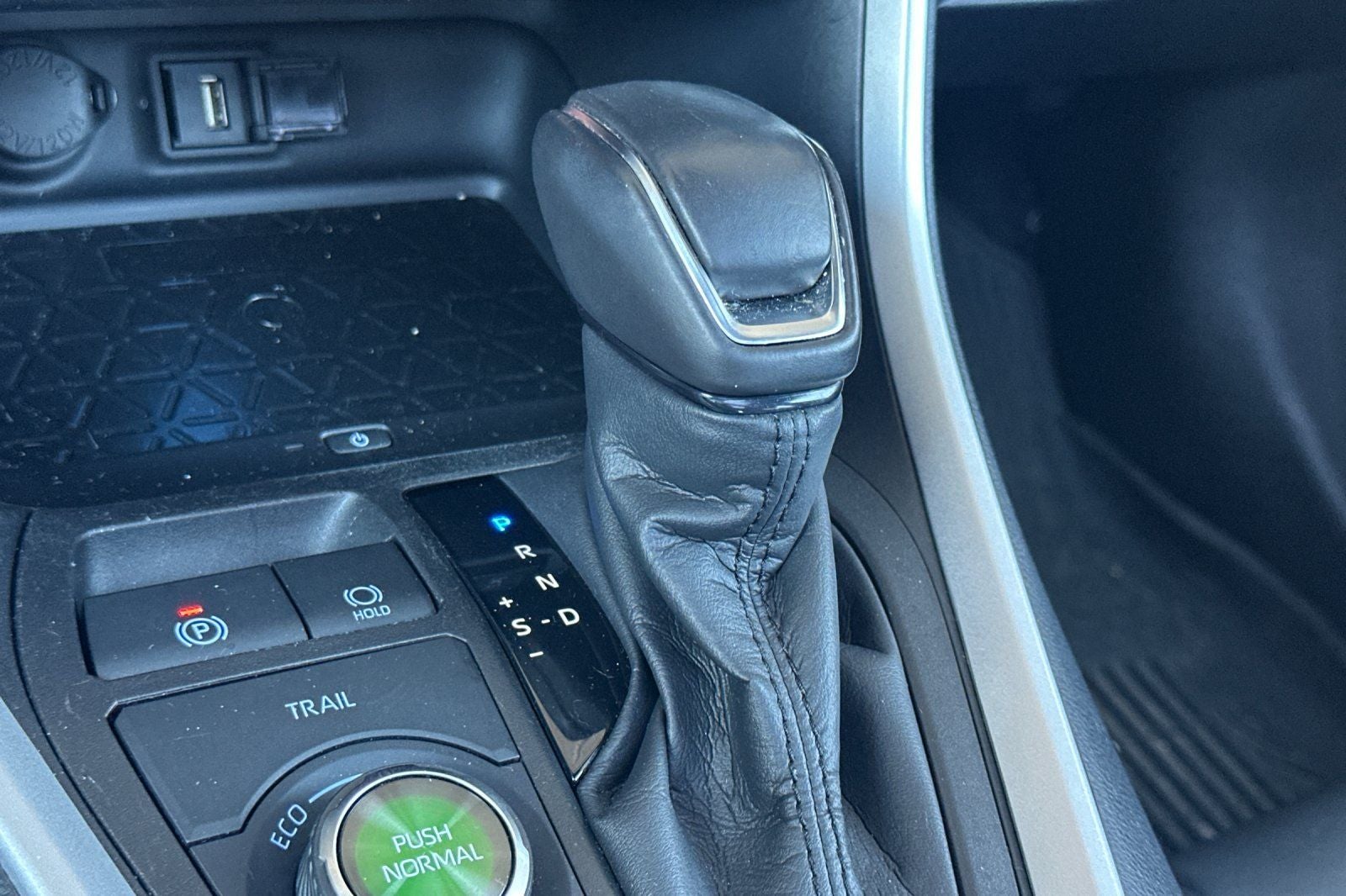 2022 Toyota RAV4 Hybrid XSE