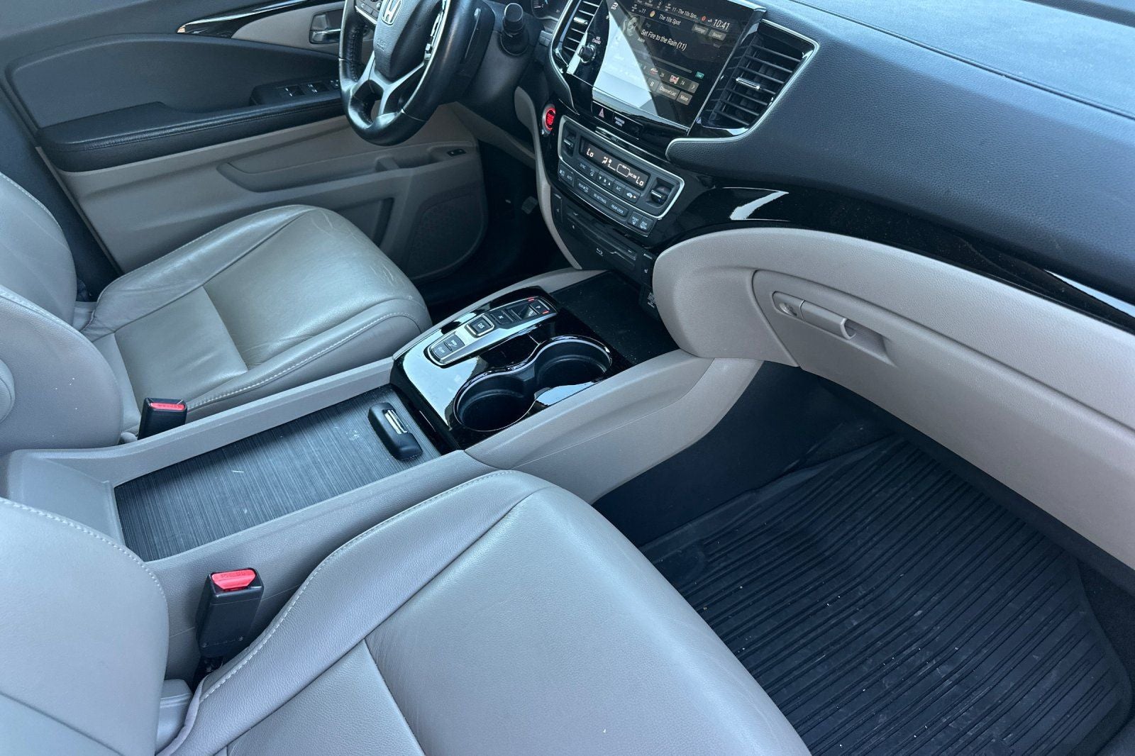 2019 Honda Pilot Touring 8 Passenger