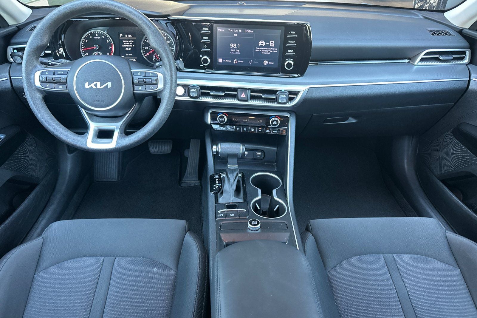 2024 Kia K5 LXS