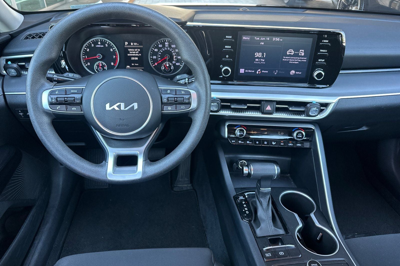 2024 Kia K5 LXS