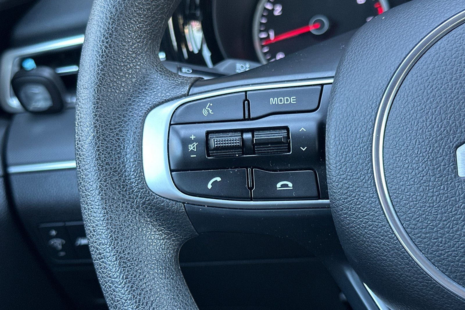2024 Kia K5 LXS