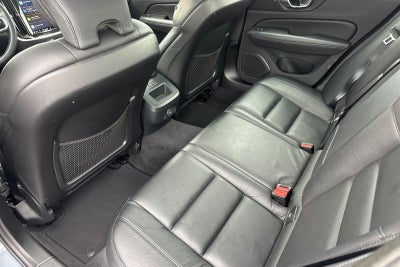 2024 Volvo S60 B5 Plus Dark Theme