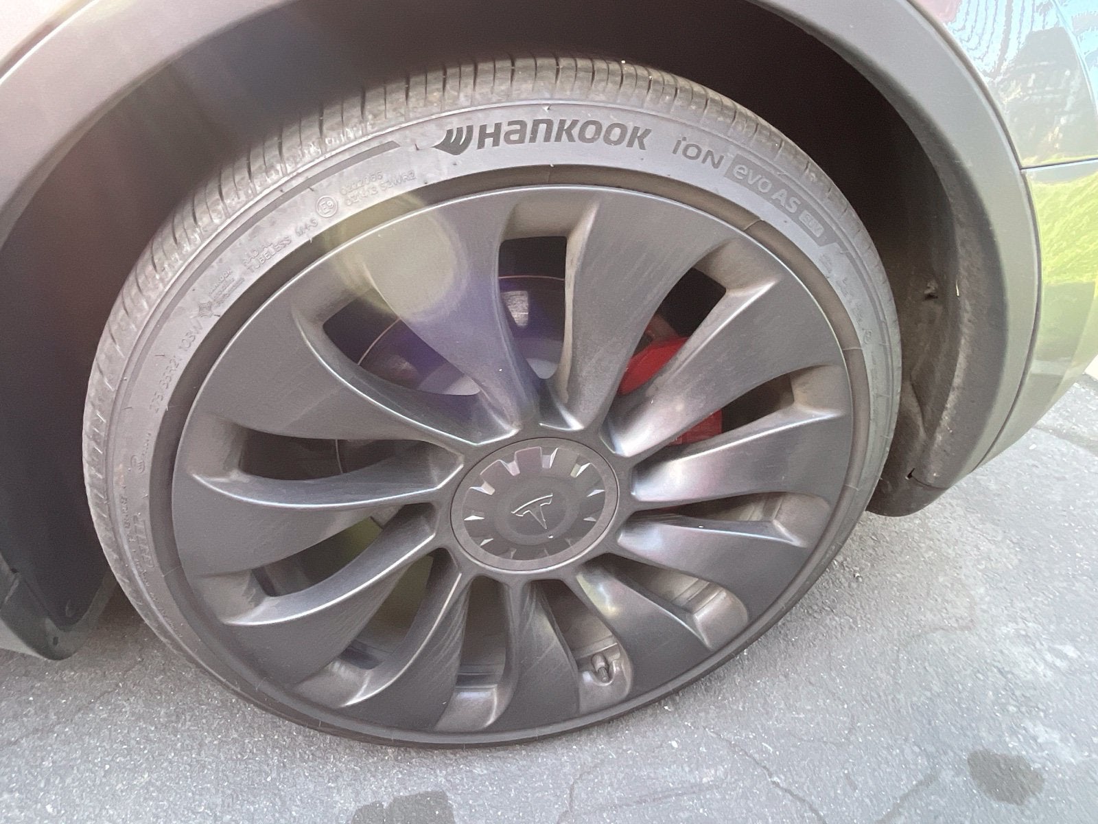 2025 Tesla Model Y Performance