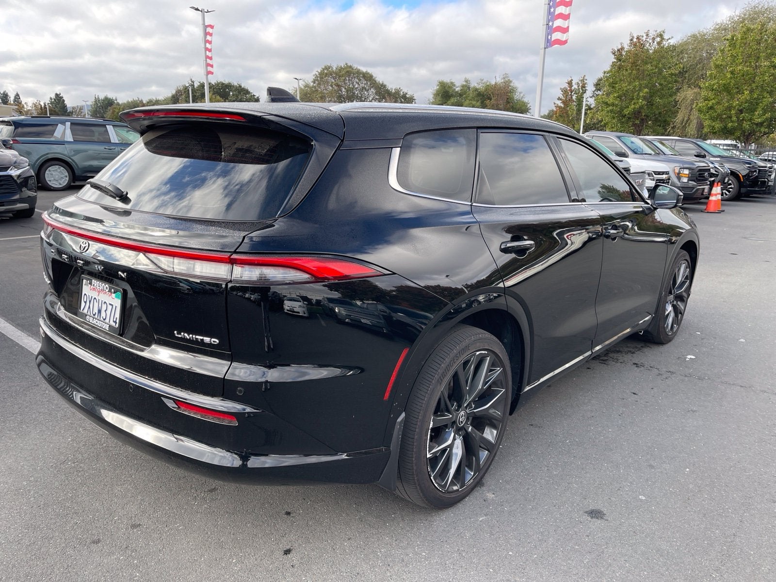 2025 Toyota Crown Signia Limited