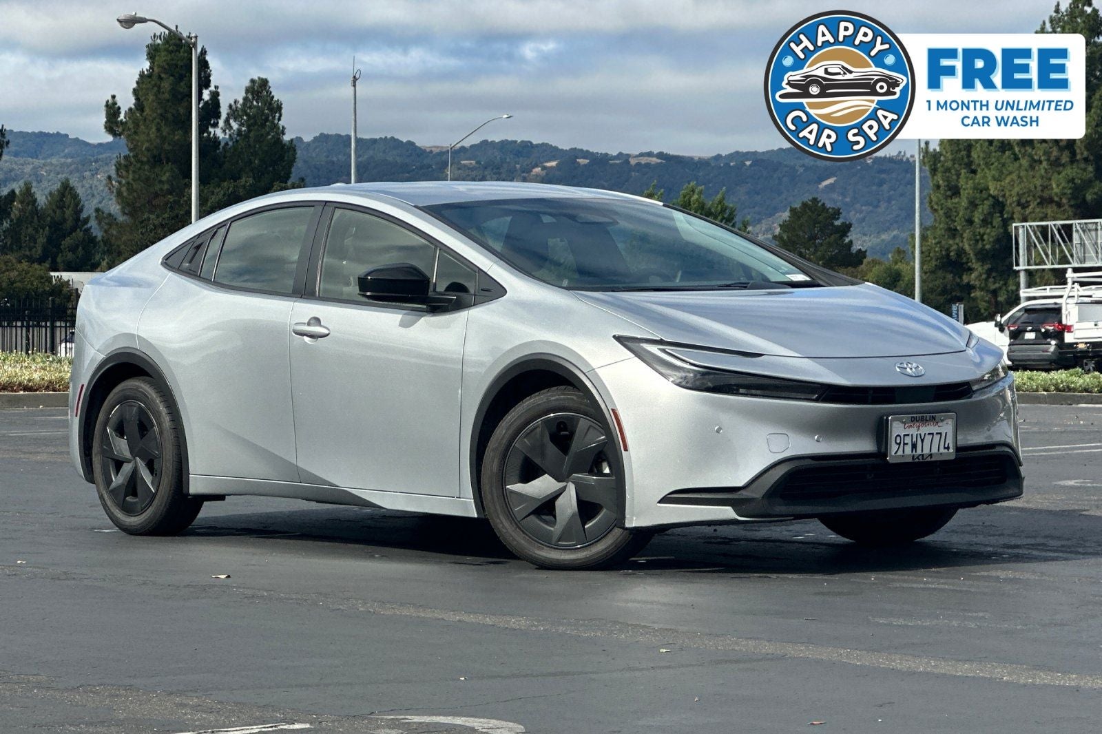 2023 Toyota Prius LE