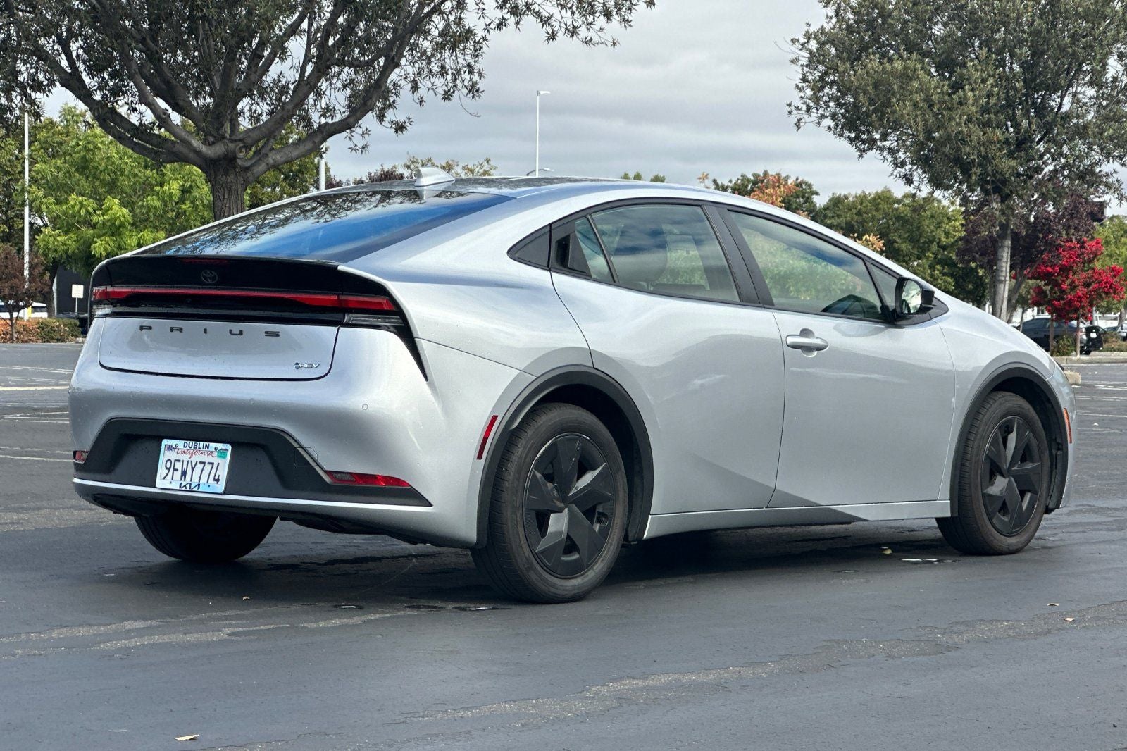 2023 Toyota Prius LE