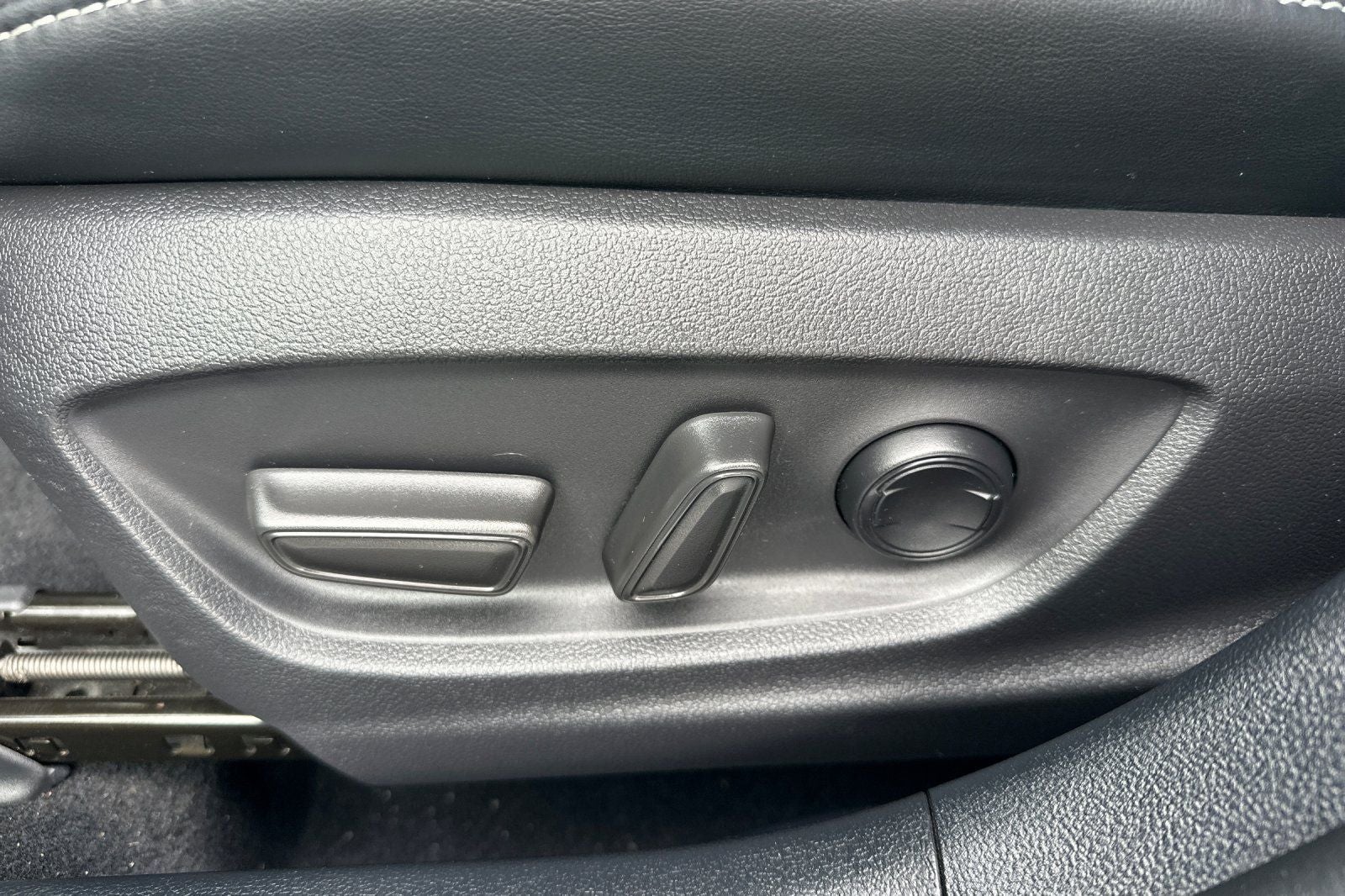 2022 Toyota Prius Prime LE