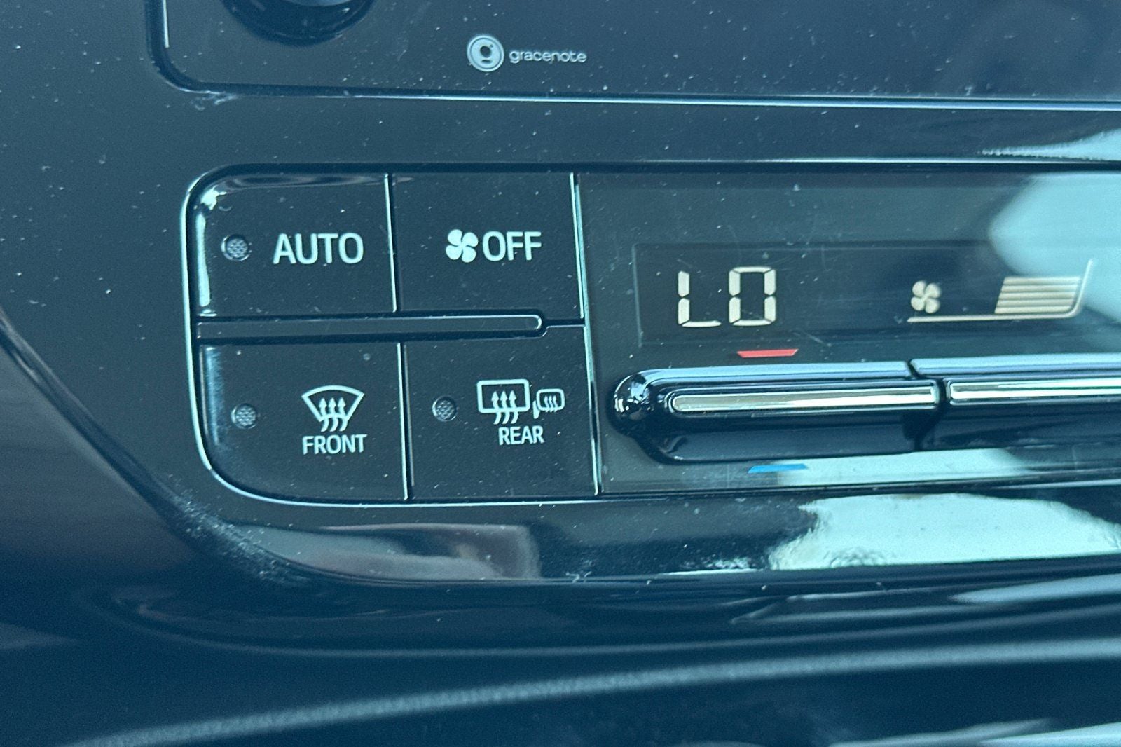 2021 Toyota Prius LE